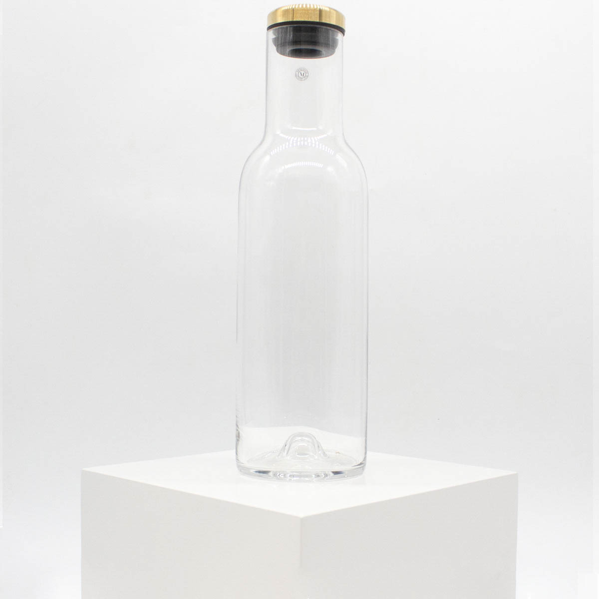 Clear/Brass Water Bottle Carafe Menu